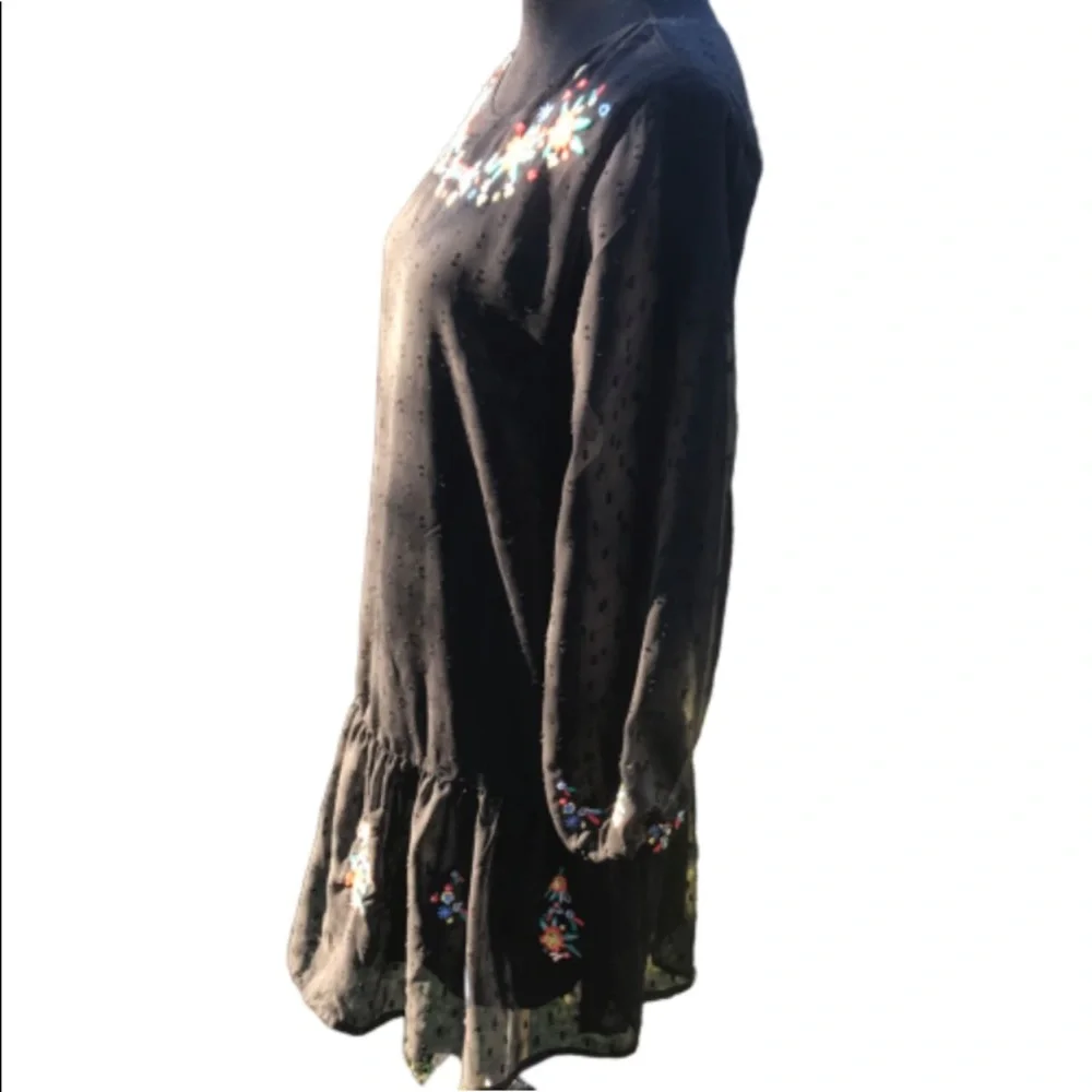 Black Swiss Dot Long Sleeved Dress - Picture 5 of 7